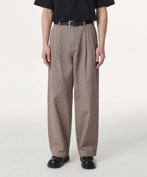 Two-tuck wide chino pants