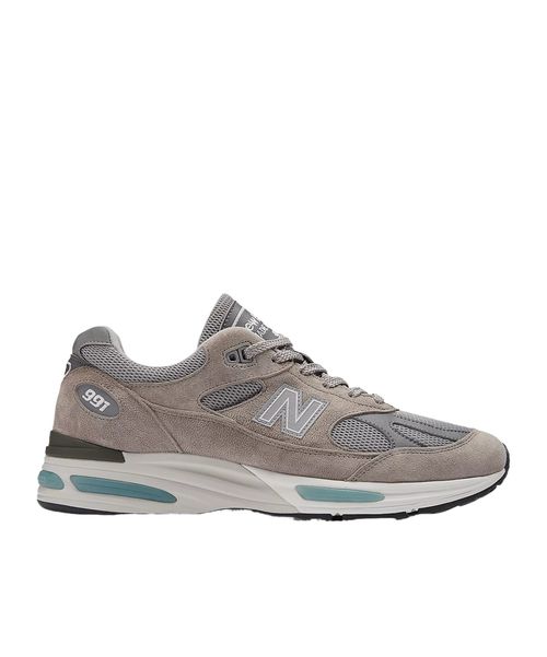 991v2 sneakers