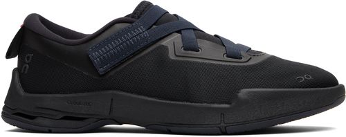 Black Cloudnova MoSneakers