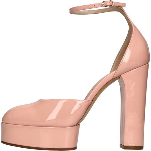 Casadei With Hee