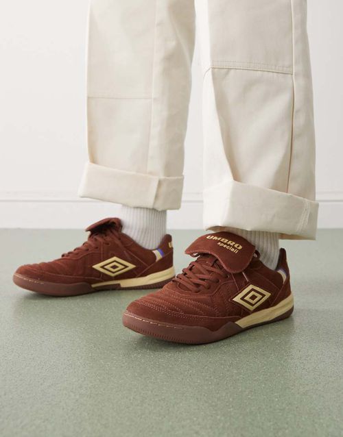 Speciali suede trainers in brown