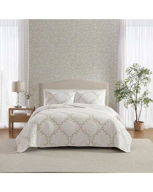 136 Thread Count Floral Embroidery Reversible Quilt Set