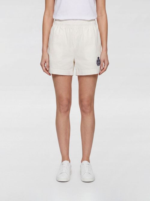 Shorts Woman color White
