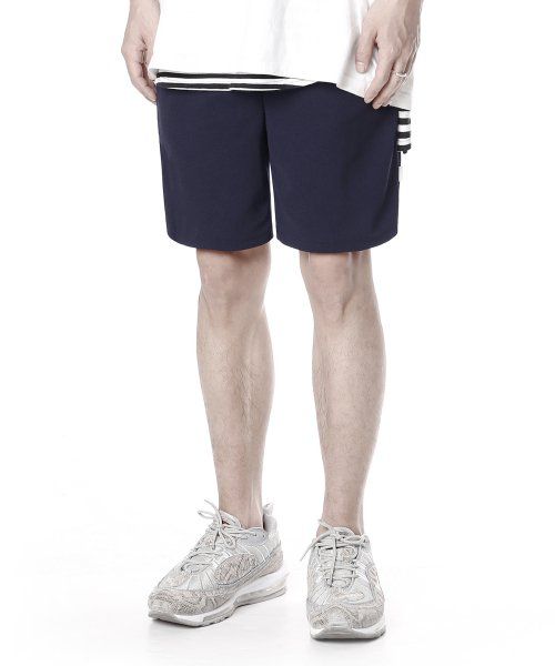 BT53 EMBOED HALF PANTS