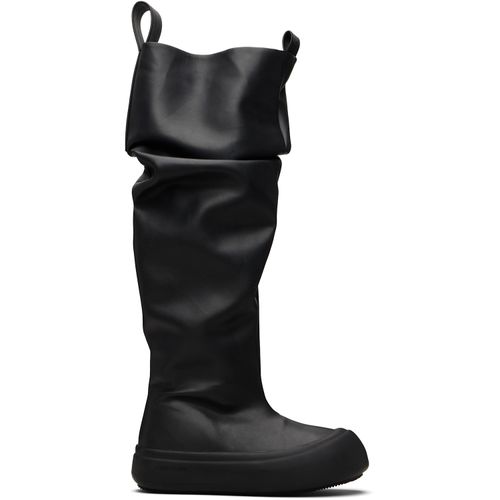 Black Fisherman Chelsea Boots
