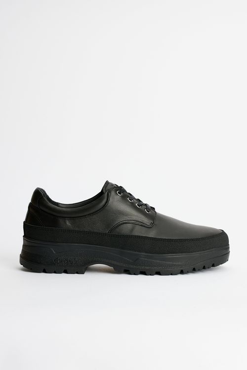 Tarvas Derby Black Leather