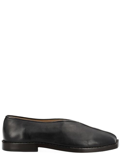 "flat piped" slipper