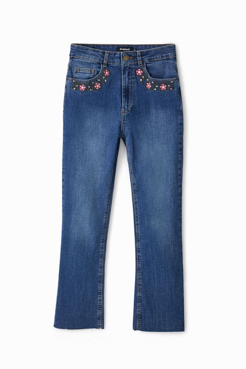 Flared cropped jean