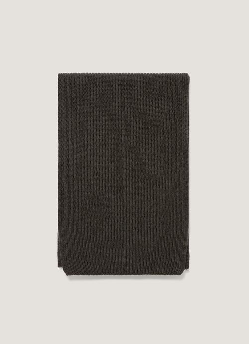Cashmere Ribbed Scarf in Dark Green One Size