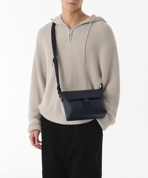 Synthetic Leather Solid Mini Messenger Bag