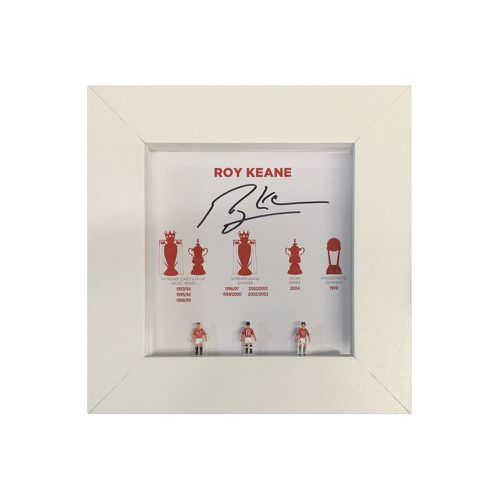 Roy Keane signed hand painted Subbuteo style career display