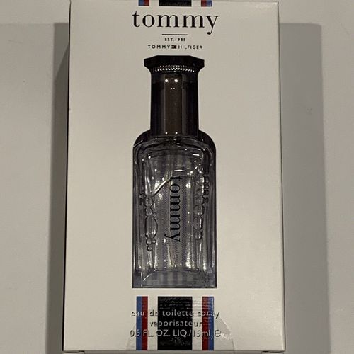 Tommy / Cologne Spray 0.5 oz (15 ml) (M)
