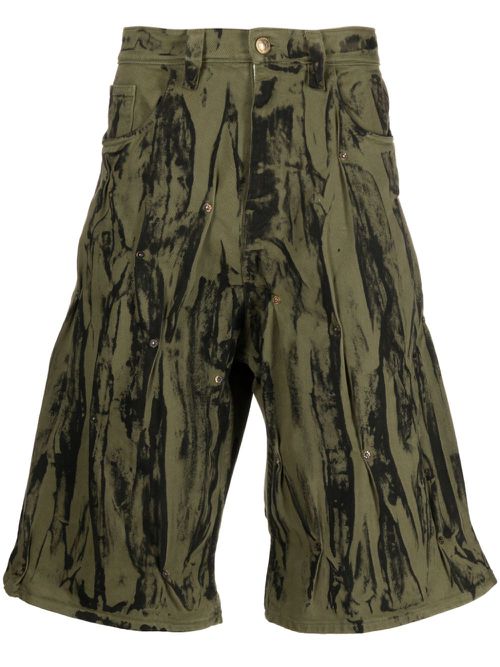 Camouflage-pattern below-knee shorts - Green