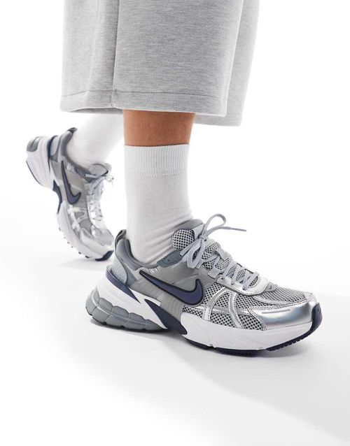 V2K Run sneakers in gray and navy