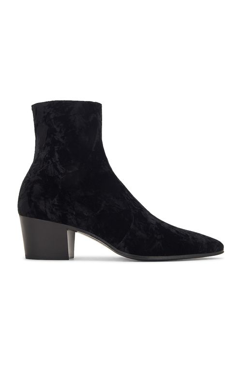 Saint Laurent Vassili 60 Zipped Boot in Noir - Black. 40 also in