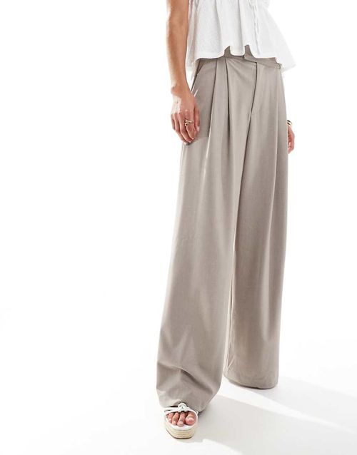 Izzy pleated suiting pants in taupe heather-Neutral
