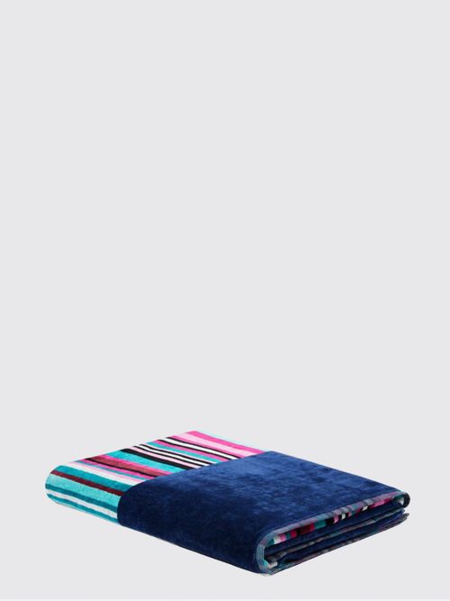 Bath And Beach Towels Lifestyle color Blue