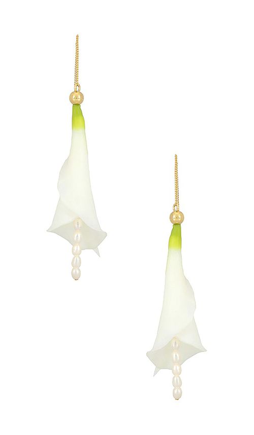 Cult Gaia Calla Earring in White. a