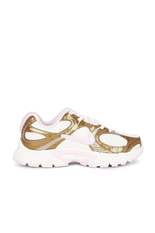 Nike V5 Runner Sneaker in White,Brown