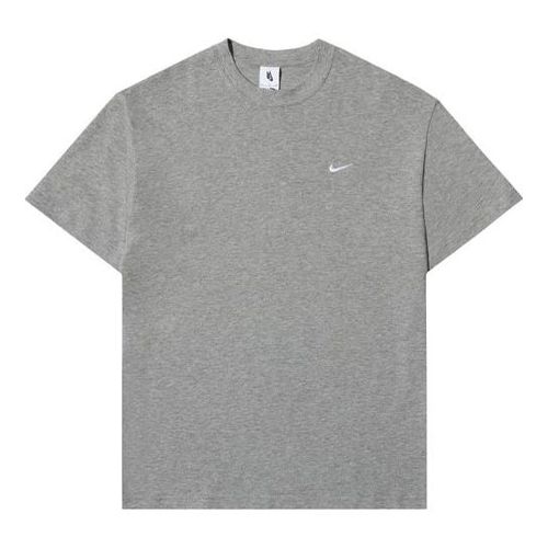 Solo Swoosh Small Label Logo Solid Color Sports Round Neck Short Sleeve Gray