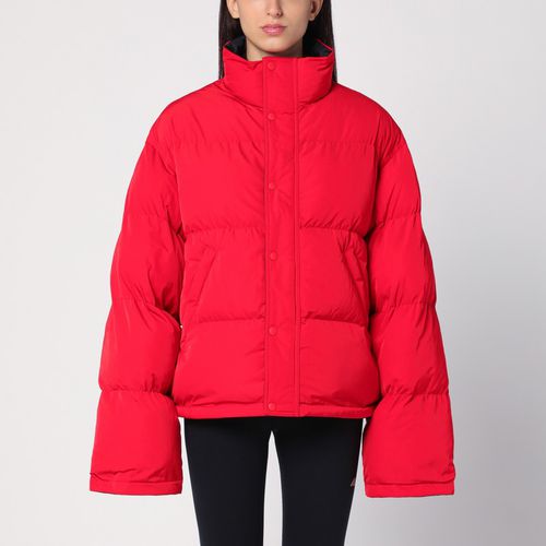 Reversible red and black down jacket in technical twill