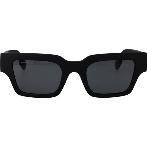 Canada Goose Rectangular Sunglasses Gc