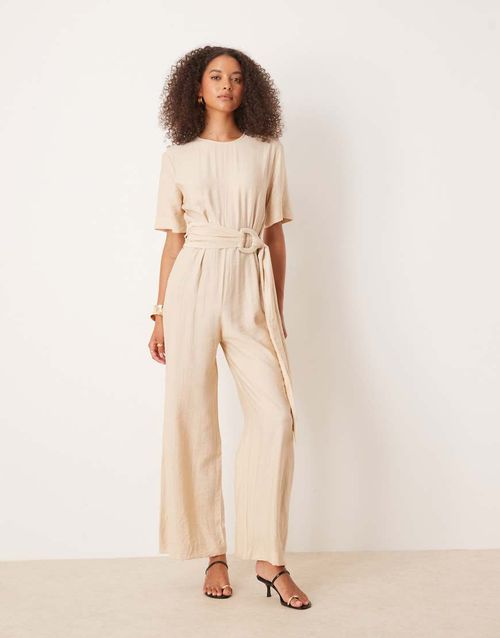 Belt detail jumpsuit in beige-Neutral