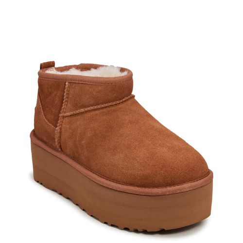 Ugg Women's Classic Ultra Mini Platform Winter Boot in Chestnut Suede Mediu