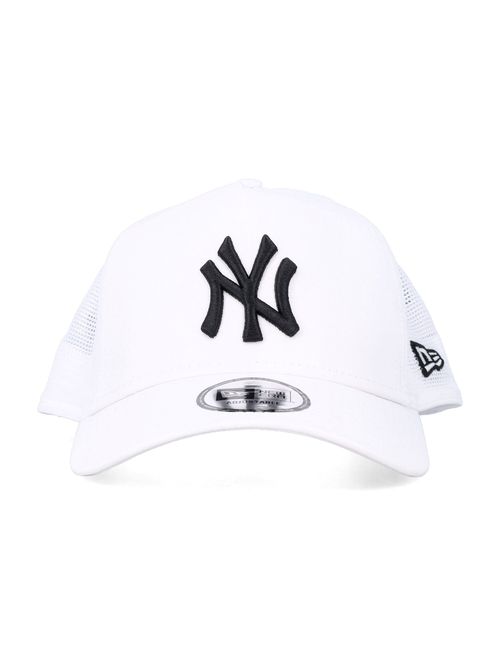 New Era New Era White New York Yankees A-Frame Trucker Cap
