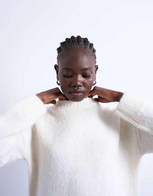 Fluffy knit boxy crew neck sweater in snow-White