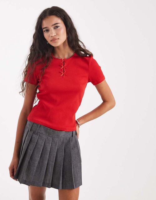 Bow details t-shirt in red