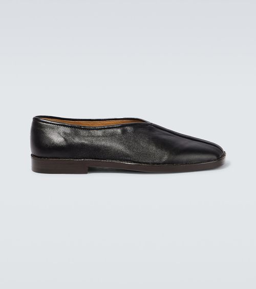 Piped leather loafers