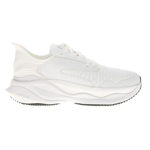 Pace Sneakers