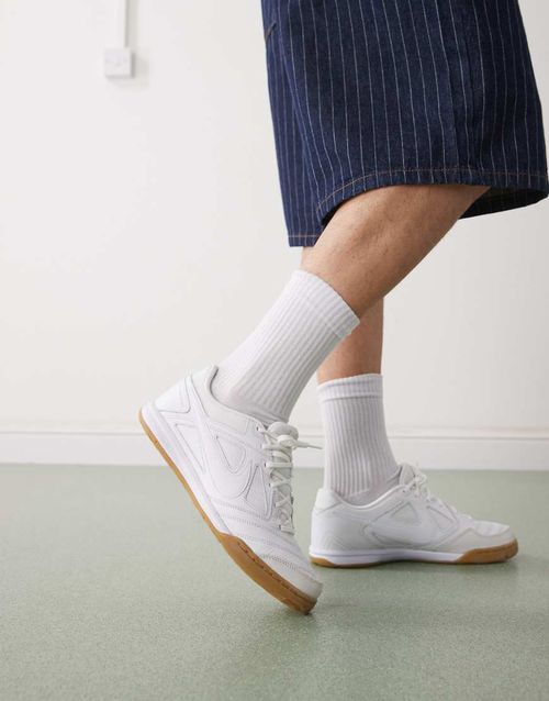 Gato sneakers in white and black