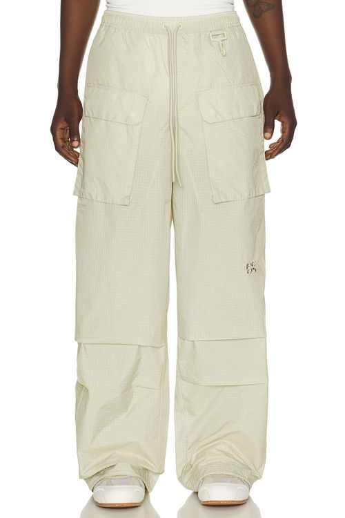 RC Outdoor Supply CARGO-HOSE TAHOE in Sulphur - Grey. L also in M, S, XL/1X