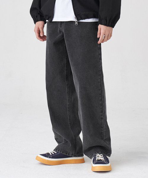 More Wide Denim Pants