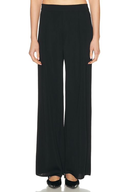 High Sport Slinky Gene Pant in Black - Black. S also in