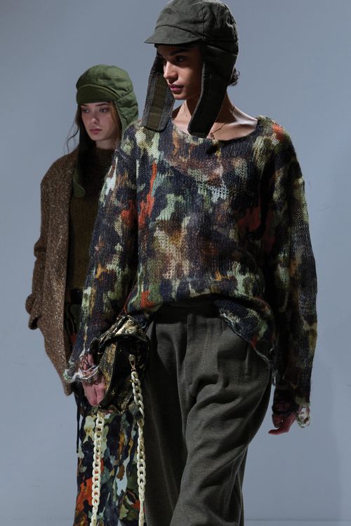 R13 Boyfriend Sweater With Cast-Off Neck - Light Camo Green