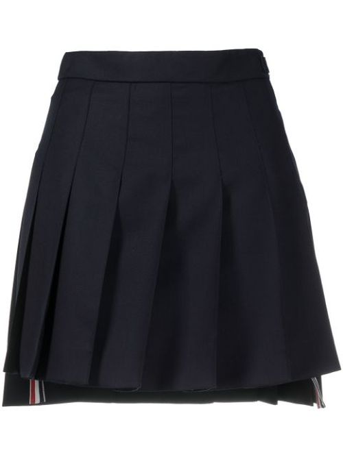 Dropped back mini pleated skirt