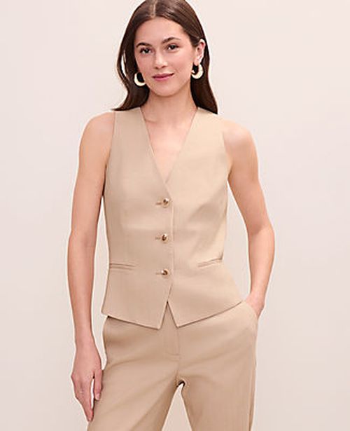 Ann Taylor The Petite Cutaway Vest in Linen Blend