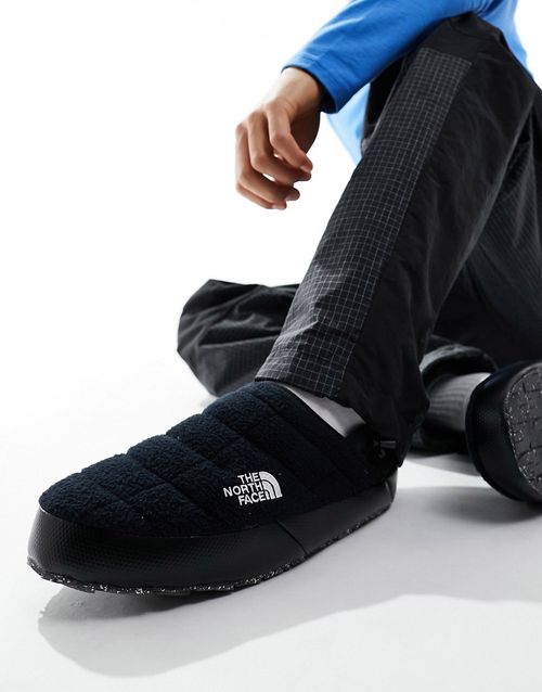The Noth Face Denali mule in navy-Black