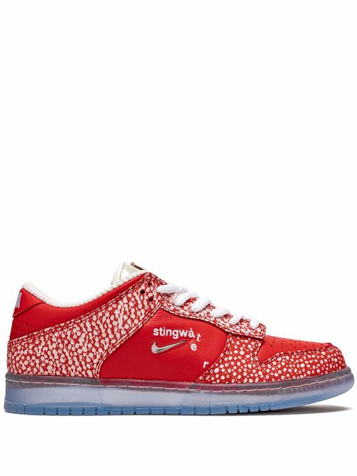X Stingwater SB Dunk Low "Magic Mushroom" sneakers - Red