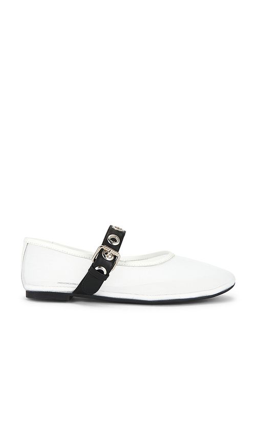SENSO Constance Flat in White. 37. Also , 36, 38, 39