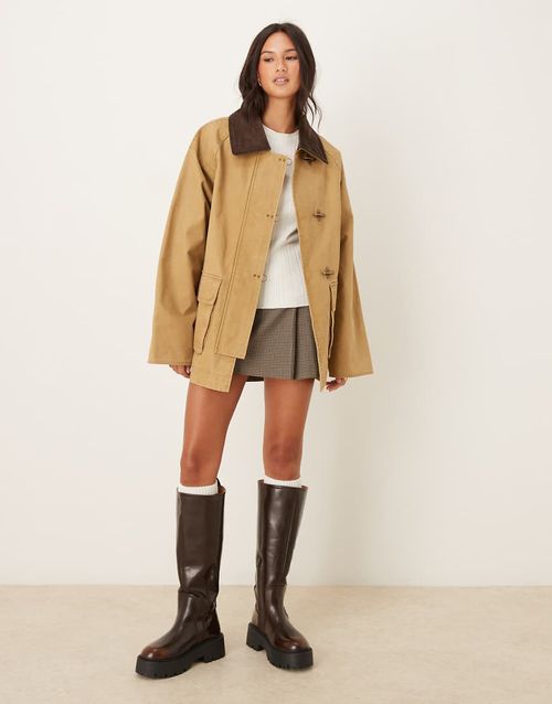Cotton barn jacket with corduroy collar in tan-Brown