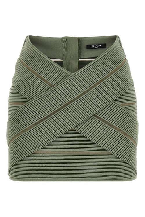 V-Shaped Waist Skirt
