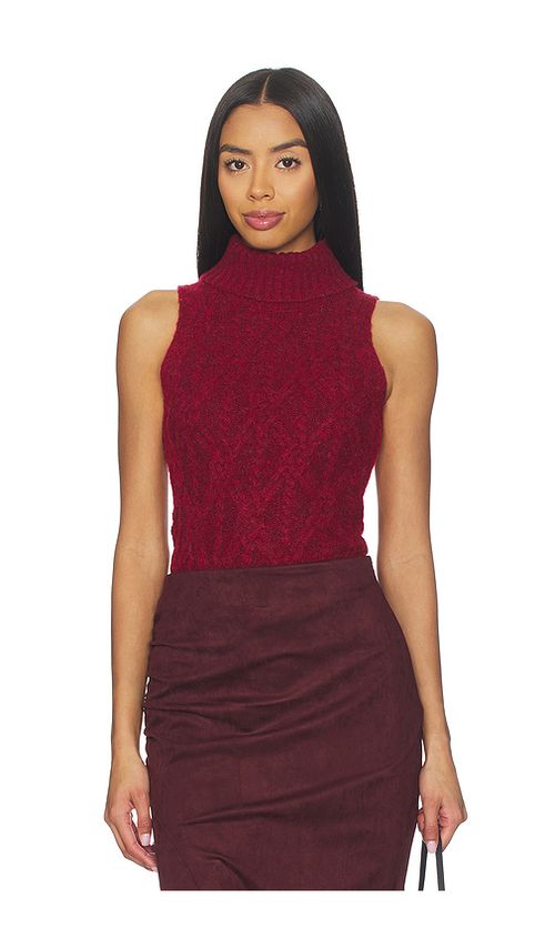 HEARTLOOM Elise Top in Scarlet. S also in L, M