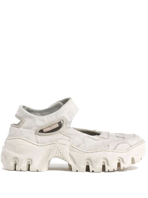 Round-toe ballet flats - White