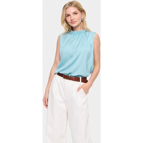 AileenSZ Sleeveless Pleat Blouse