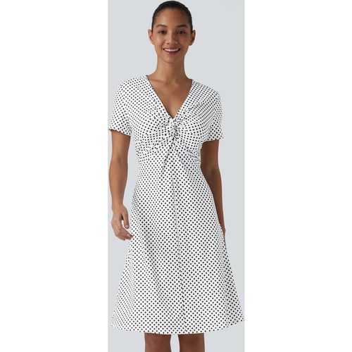 Halara V Neck Short Sleeve Polka Dot Knee Length Casual Dress - Snow Dot