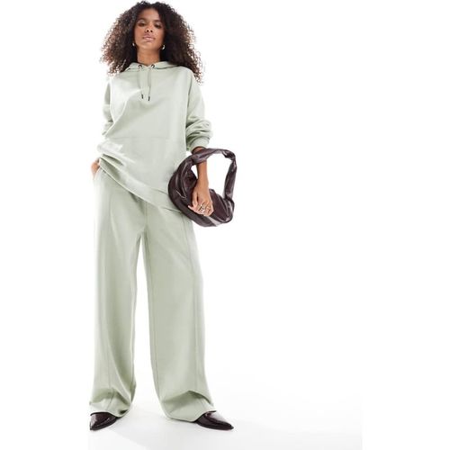 ASOS DESIGN Womens wide leg jogger in desert green - Mediu